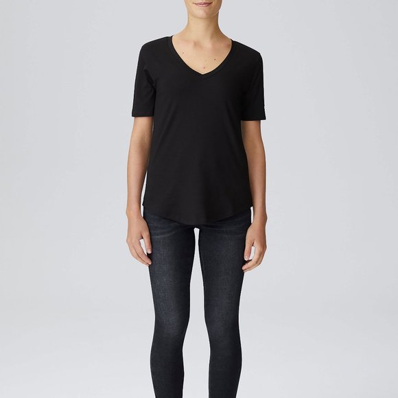 Universal Standard Tops - Universal Standard V Rex tee Black, 3XS (2-4) NWT